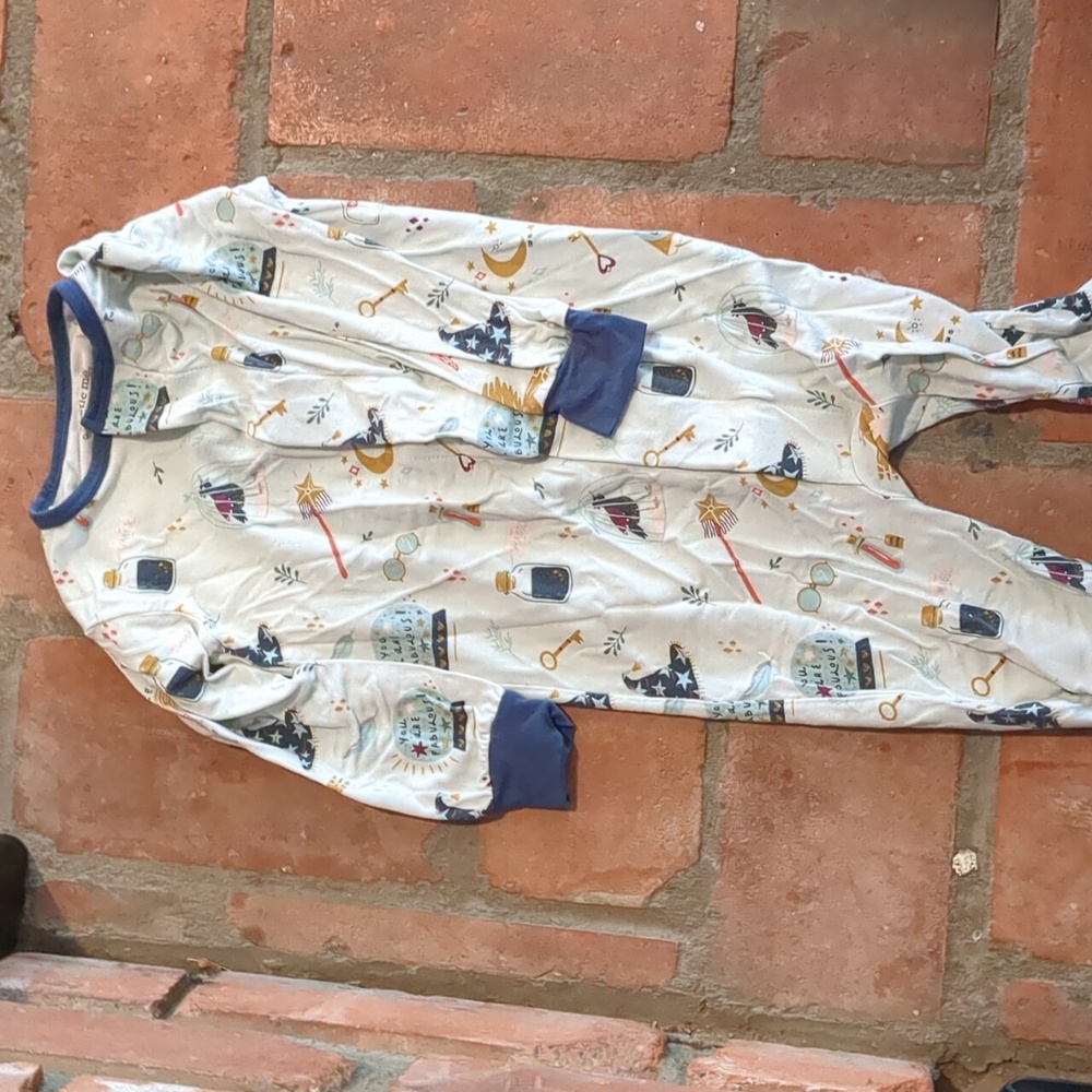 Magnetic Me footless sleeper